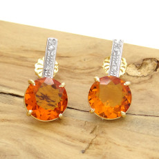 Par de Brincos com 2 Citrino e 4 Diamantes, em Ouro Amarelo 18 Kilates